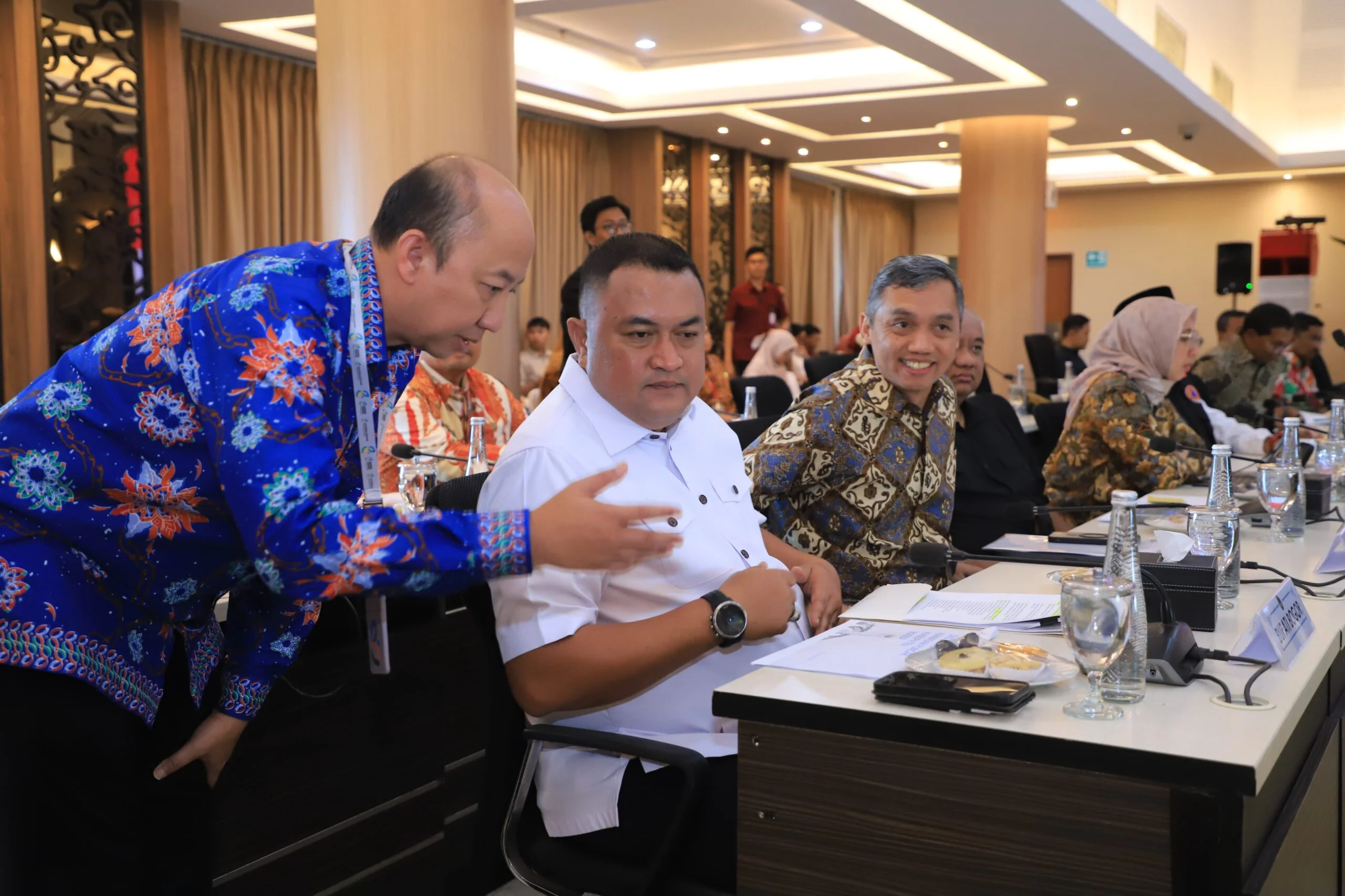 Bupati Bogor, Rudy Susmanto, menghadiri Rapat Tingkat Menteri yang membahas upaya pemulihan lahan serta langkah antisipasi banjir dan longsor di wilayah hulu Sungai Ciliwung.Dok-Diskomimfo Kab Bogor