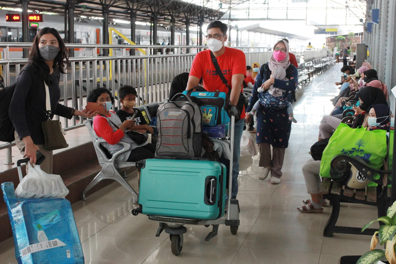 PT KAI mengingatkan pentingnya bagi penumpang untuk mematuhi ketentuan bagasi agar perjalanan tidak terganggu.