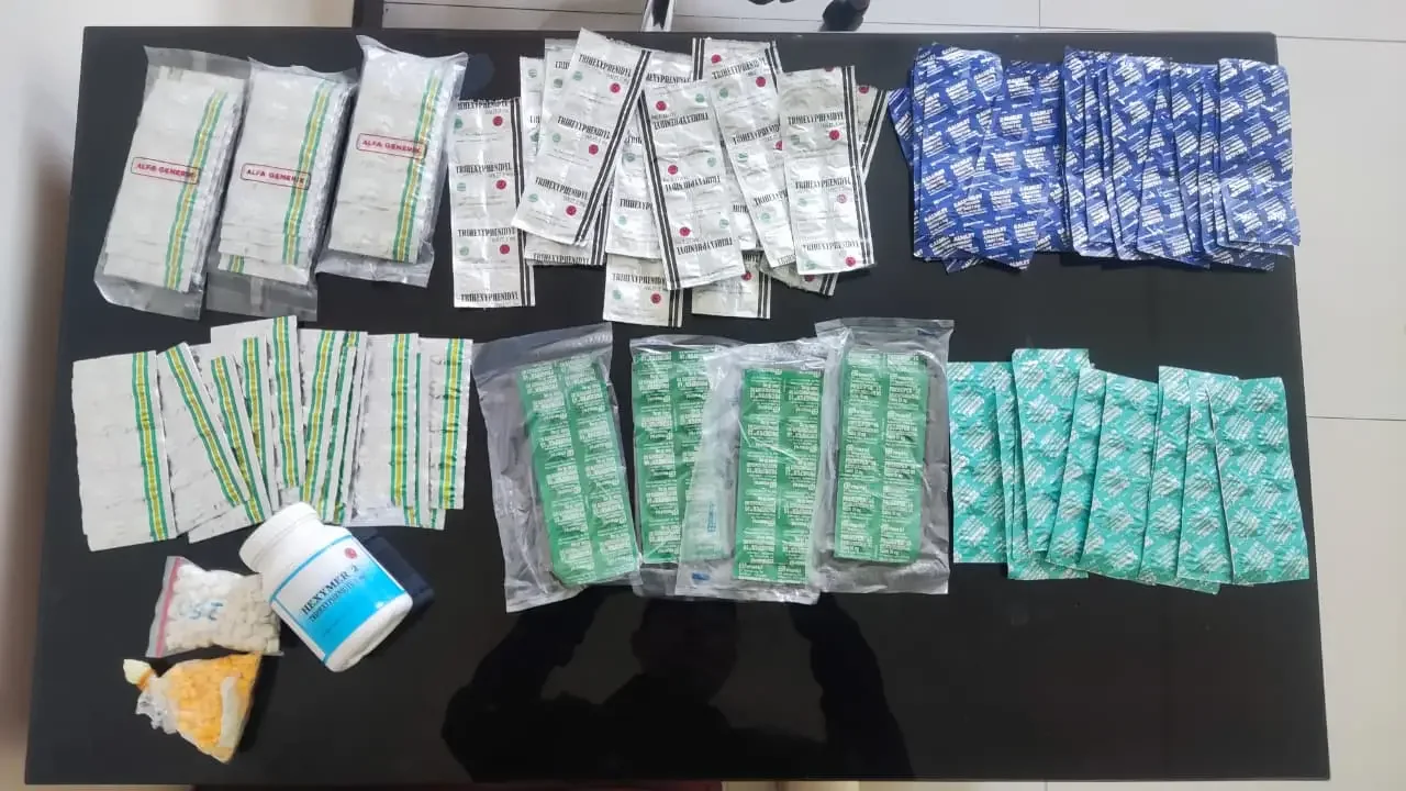 Barang bukti berupa obat daftar G yang berhasil di amankan Satresnarkoba Polres Metro Depok selama Maret 2026. (Foto : Dokumentasi Narasumber)
