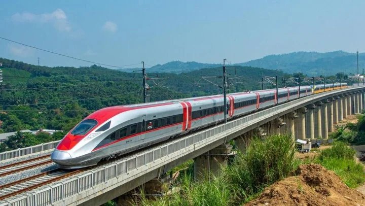 PKS Desak Audit Investigatif BPK di Proyek Kereta Cepat Whoosh