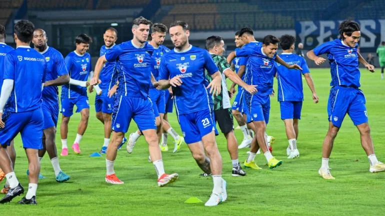 PERSIB BANDUNG BERSIH-BERSIH, Enam Skuad Terancam Pergi