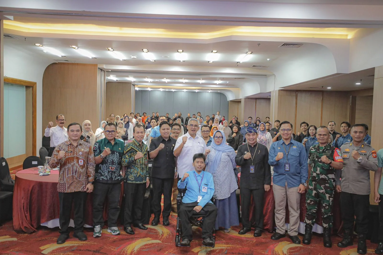 Wali Kota Bandung Muhammad Farhan menegaskan pentingnya percepatan pelayanan administrasi kependudukan (adminduk) berbasis digital yang inklusif dan responsif sebagai fondasi pelayanan publik modern.Dok-Diskominfo Kota Bandung