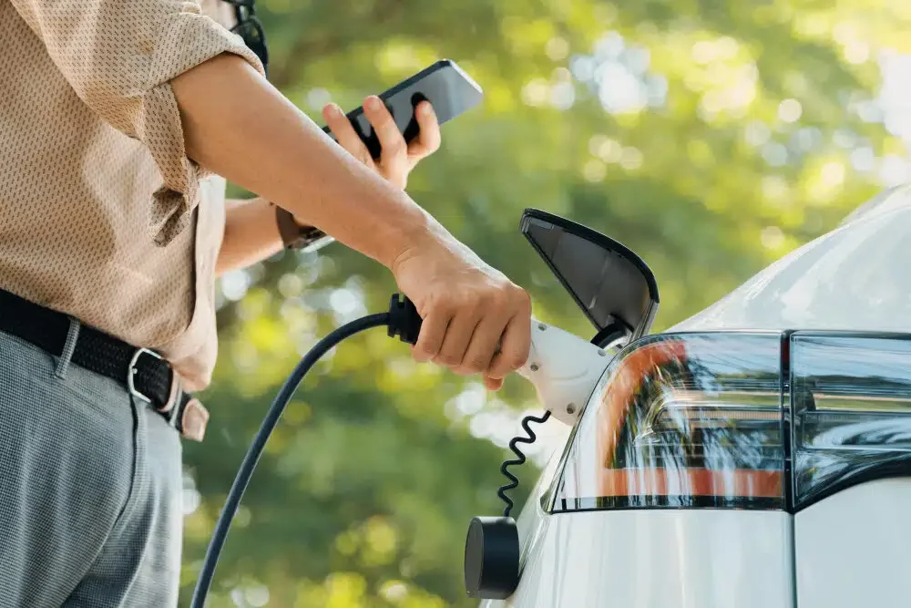 Dedi Mulyadi Tarik Pajak Mobil-Motor Listrik, Ini Alasannya