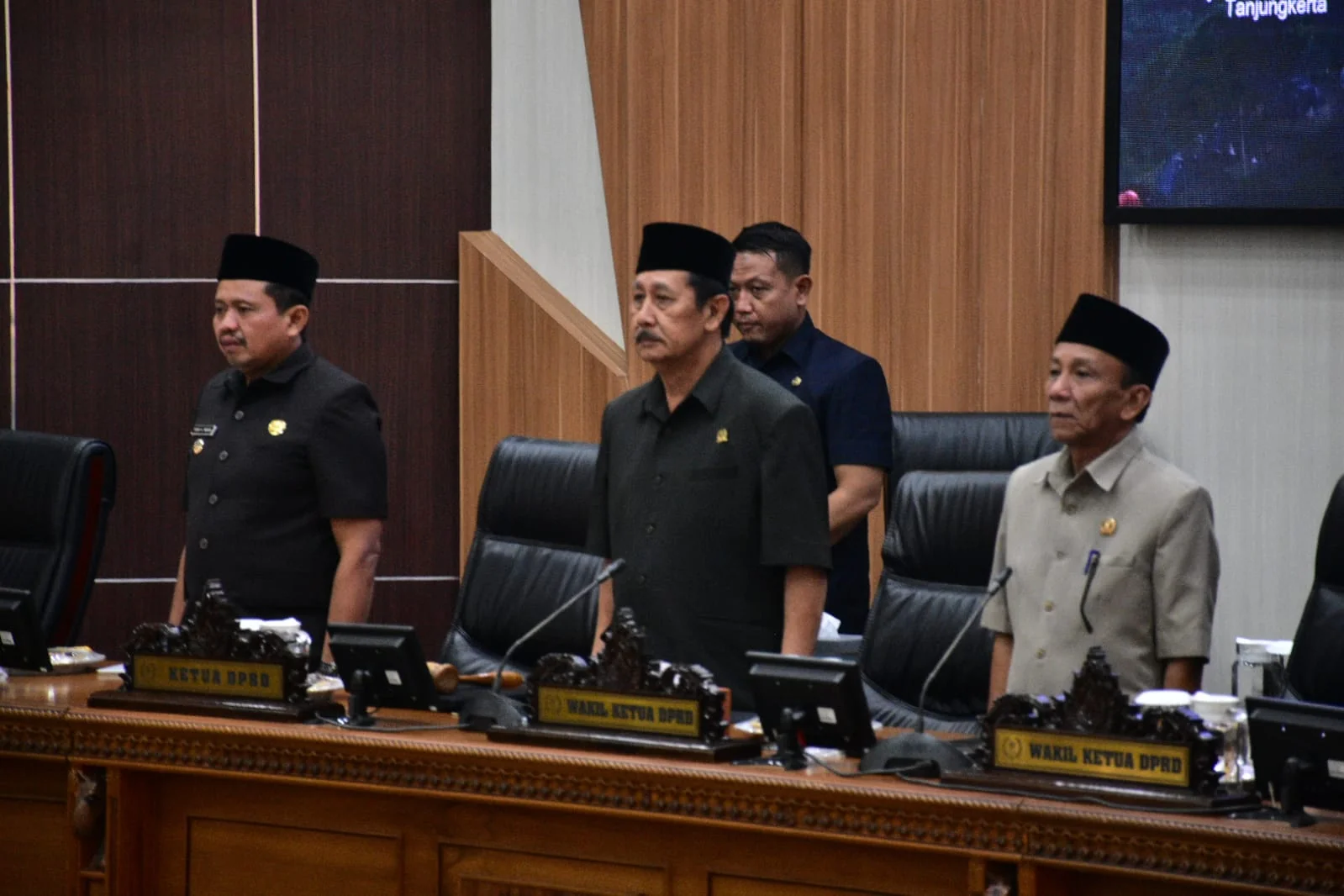Bupati Sumedang Dony Ahmad Munir Ajukan Raperda Pemilihan Kepala Desa.Dok-Diskominfosanditik Sumedang