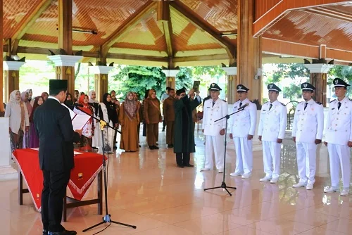 Bupati Sumedang Dony Ahmad Munir menyampaikan apresiasi dan ucapan terima kasih kepada seluruh pihak yang telah berkontribusi dalam menyukseskan pelaksanaan pemilihan kepala desa PAW.Dok-Diskomimfosanditik