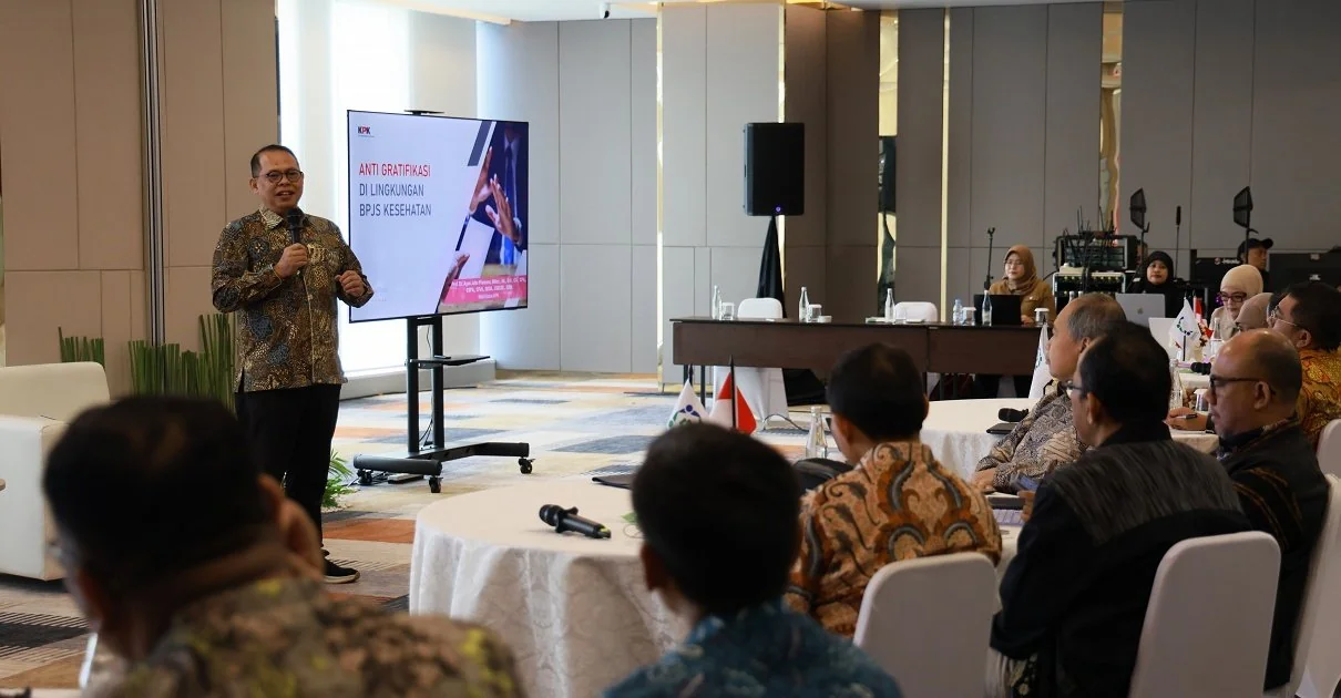 Wakil Ketua KPK, Agus Joko Pramono, menyampaikan, dalam praktiknya, seseorang kerap menghadapi dilema etis antara menjaga sopan santun atau menolak pemberian.Dok-Biro humas KPK