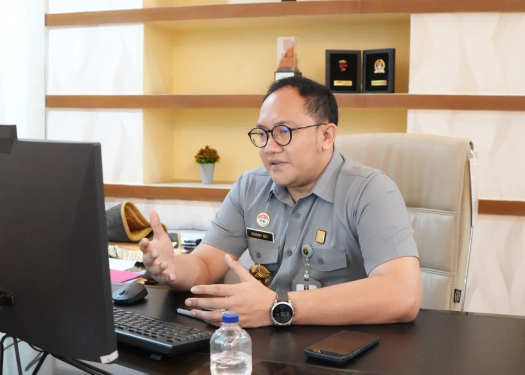 Dukungan penuh dari Kakanwil Asep Sutandar diwujudkan melalui mandat kepada Kepala Divisi Peraturan Perundang-undangan dan Pembinaan Hukum (P3H), Ferry Gunawan Christy.Dok-Humas Kemenkum Jabar