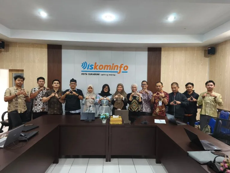 Dinas Komunikasi dan Informatika (Diskominfo) Kota Sukabumi menyelenggarakan Entry Meeting Koordinasi Penguatan Internal Evaluasi Penyelenggaraan Statistik Sektoral (EPSS) di Ruang Pertemuan Diskominfo.Dok-Diskominfo Kota Sukabumi
