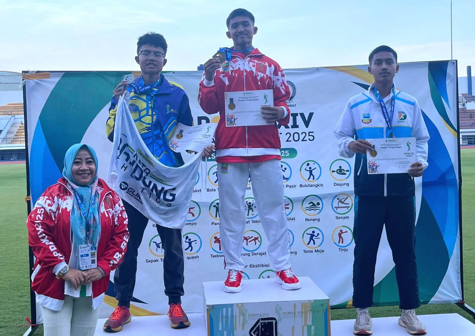 Para atlet Kabupaten Bekasi terus menunjukkan tajinya di Pekan Olahraga Pelajar Daerah (Popda) Jawa Barat 2025.Ist