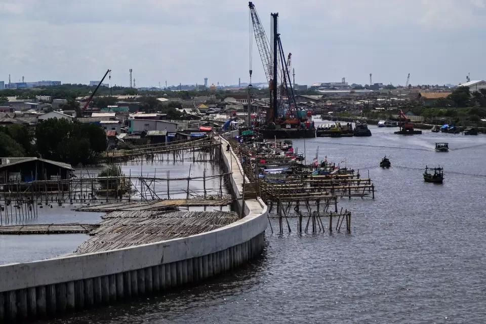 Proyek Pembangunan Tanggul Laut Raksasa di Pesisir Pantura Karawang Dimulai 2026