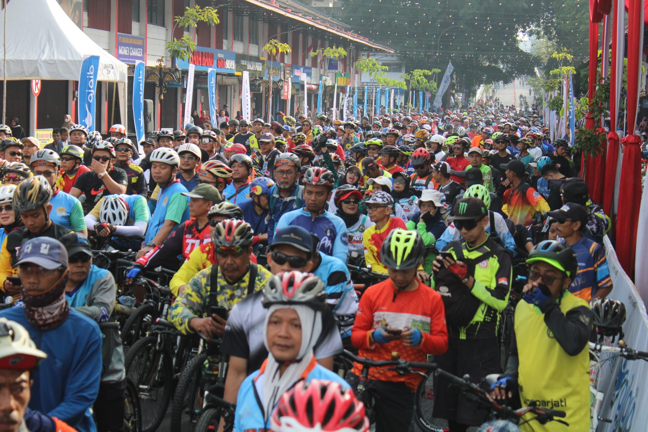Ribuan Pesepeda Padati Fun Bike Tour de Linggarjati ke-8 2025.Ist
