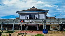 Stasiun Bandung Ikon Bersejarah Sekaligus Simpul Transportasi Vital di Jabar