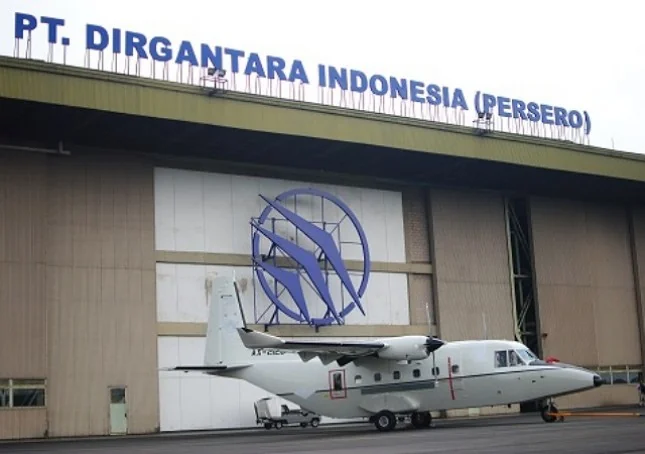 Menteri BUMN Erick Thohir melakukan perombakan susunan Komisaris dan Direksi
PT Dirgantara Indonesia (PT DI).