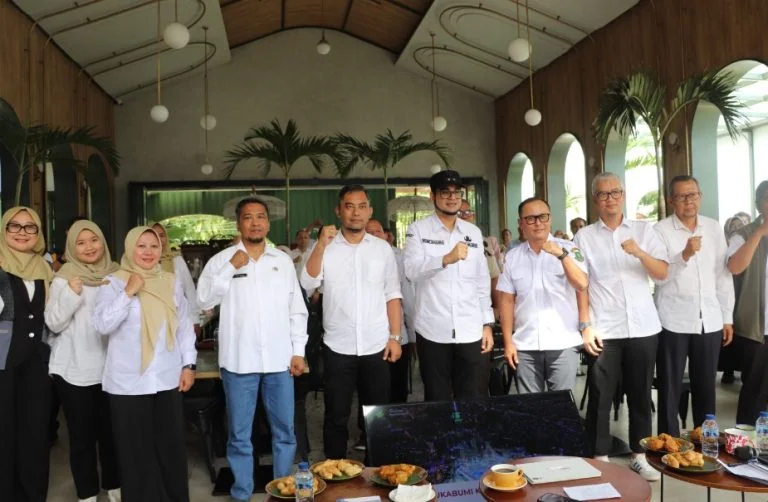 Wakil Wali Kota Sukabumi Bobby Maulana, ketika membuka kegiatan Forum Perangkat Daerah (FPD) Dinas Pekerjaan Umum dan Tata Ruang (DPUTR).Dok-Diskominfo Kota Sukabumi
