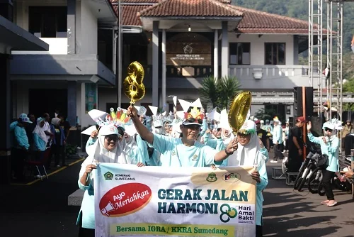 Gerak Jalan Santai Harmoni Hari Amal Bhakti (HAB) yang ke-80 diikuti 5.728 di  Kantor Kementerian Agama Kabupaten Sumedang.Dok-Diskomimfosanditik