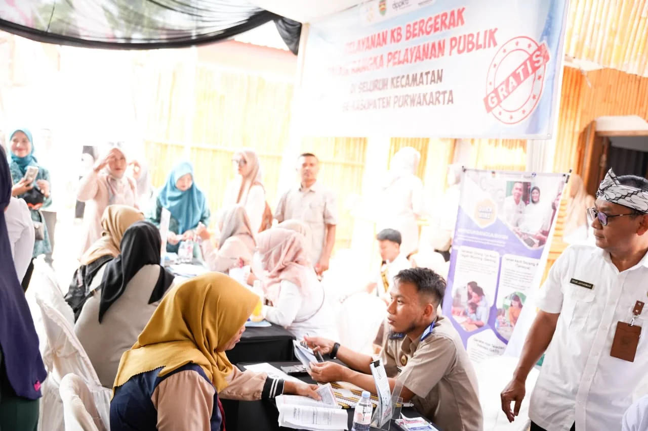 Bupati Purwakarta, Saepul Bahri Binzein yang didampingi Plt. Sekda.Ist