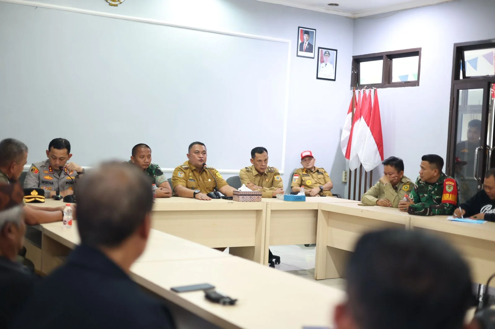 Bupati Bogor, Rudy Susmanto, menemui warga dari sejumlah kecamatan di wilayah Bogor Barat untuk mendengarkan secara langsung aspirasi masyarakat terkait aktivitas pertambangan.Dok-Diskomimfo Kab Bogor