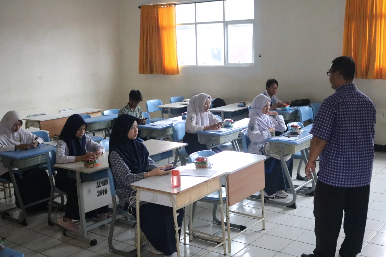 Dedi Mulyadi: Ada 384 Kelas di SMA dan SMK Jawa Barat yang Diisi 50 Siswa