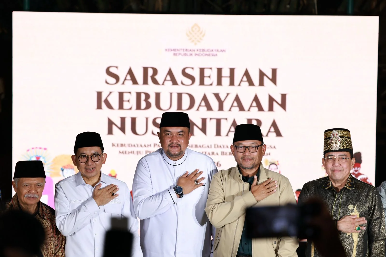 Bupati Bogor, Rudy Susmanto bersama Menteri Kebudayaan RI, Menteri Perdagangan RI dan Kepala Badan Narkotika Nasional RI, menghadiri kegiatan Sarasehan Kebudayaan Nusantara yang dirangkaikan dengan buka puasa bersama di Yayasan Bambu Indonesia.Dok-Diskomi