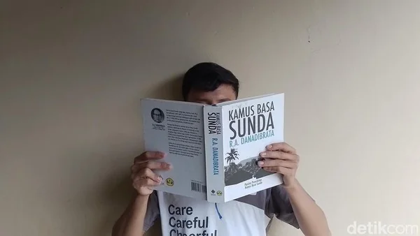 ilustrasi-kamus-bahasa-sunda_169