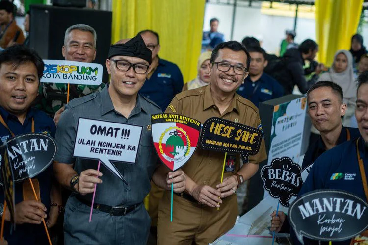 Program Désa Bersih Rentenir digagas ku Koperasi jeung Dinas UMKM Kota Bandung.