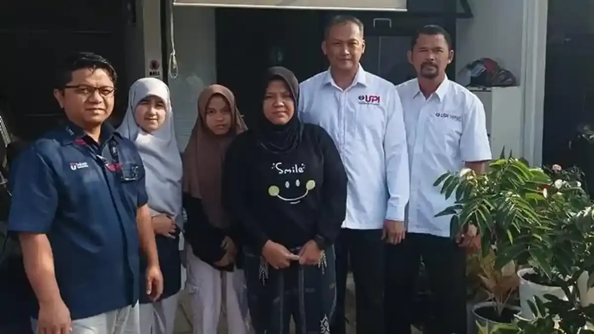 Olivia Yuliana, Mahasiswa UPI, Ngaleupaskeun Biaya SPP Nepi ka Wisuda Saatos Anggota Kulawargana Maot dina Musibah