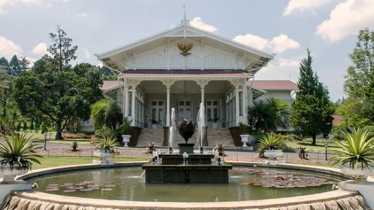 Dedi Mulyadi Larang Hotel Tinggi Dekat Istana Cipanas