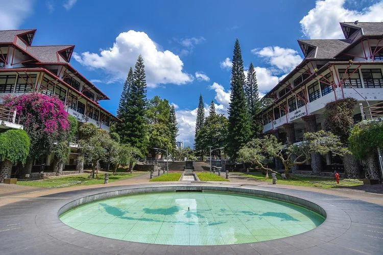 Kampus Institut Teknologi Bandung (ITB).