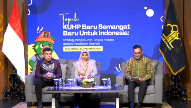 Kantor Wilayah Kementerian Hukum (Kemenkum) Jawa Barat turut serta dalam kegiatan strategis Focus Group Discussion (FGD) Forum Pembinaan Perancang Peraturan Perundang-undangan yang digelar secara virtual melalui Zoom Meeting.Ist