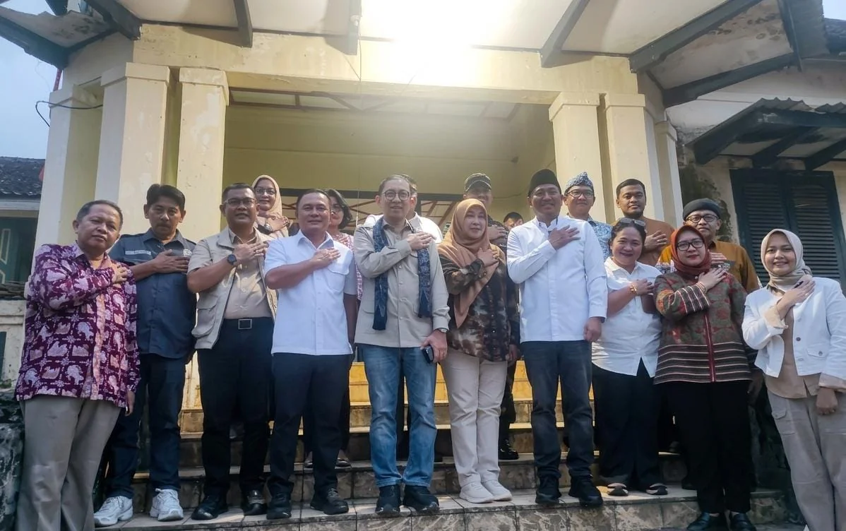 Kunjungan Menteri Kebudayaan RI Fadli Zon didampingi Bupati Kuningan Dr. Dian Rachmat Yanuar, M.Si, Wabup Tuti Andriani, SH, M.Kn Forkopimda, Sekda, Kepala Dinas Porapar, dan Disdikbud.Dok-Diskominfo Kuningan