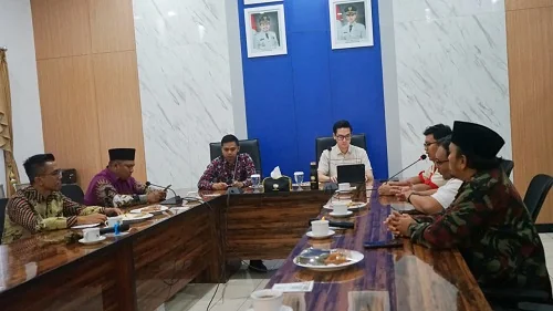 Wabup M Fajar Aldila menyambut baik audiensi tersebut dan mengapresiasi semangat Pemuda Muhammadiyah dalam membangun daerah.Dok-Diskominfosanditik Sumedang