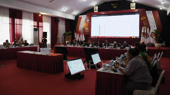 KPU Jabar menggelar rapat pleno terbuka penetapan pasangan calon gubernur dan wakil gubernur terpilih hasil Pilkada 2024.