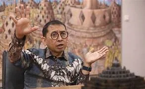 Menteri Kebudayaan Republik Indonesia, Fadli Zon di Rumah Budaya, Jalan Sekolahan Bukit Raya Selatan, nomor 291, Kota Bandung, Sabtu (14/12/2024).