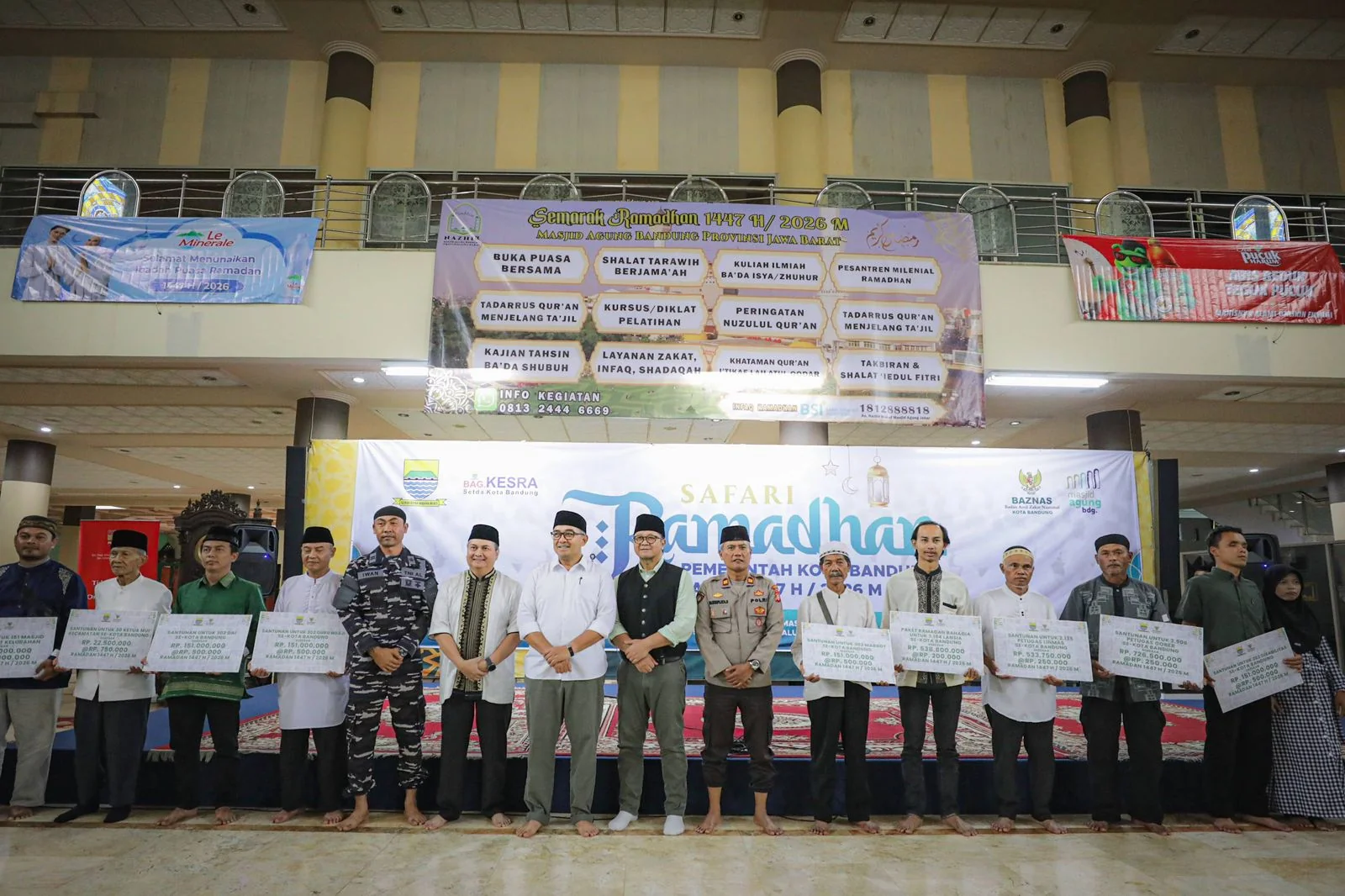 Wali Kota Bandung, Muhammad Farhan mengajak masyarakat untuk bersama-sama mengembalikan kilau Masjid Agung Bandung agar kembali cemerlang dan megah sebagai masjid kebanggaan warga Kota Bandung.Dok-Diskominfo Kota Bandung