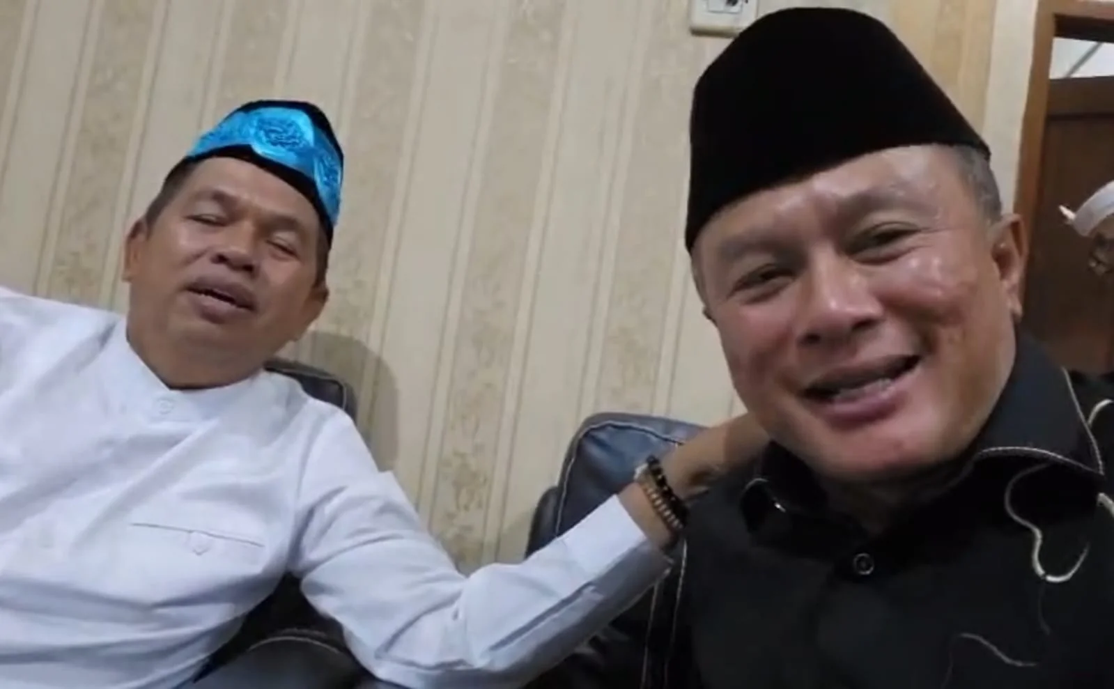 Gubernur Jawa Barat Dedi Mulyadi bersama Bupati Kuningan Dr. H. Dian Rachmat Yanuar, M.Si.Dok-N/IKP/Diskominfo