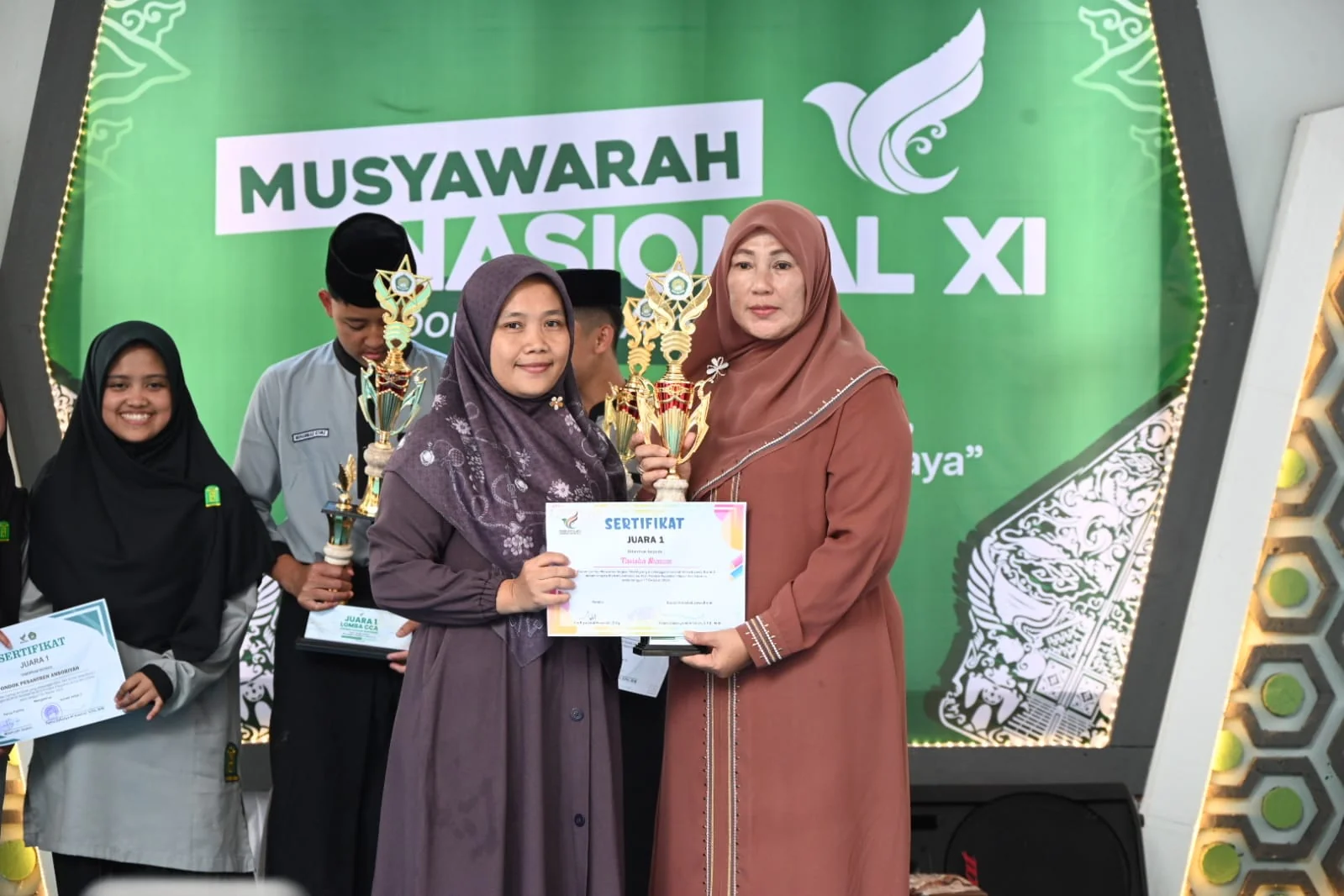 Wakil Bupati Kuningan, Tuti Andriani menghadiri sekaligus membuka secara resmi Musyawarah Nasional.Ist