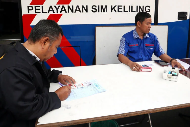 Mobil SIM Keliling di Kota Bandung.