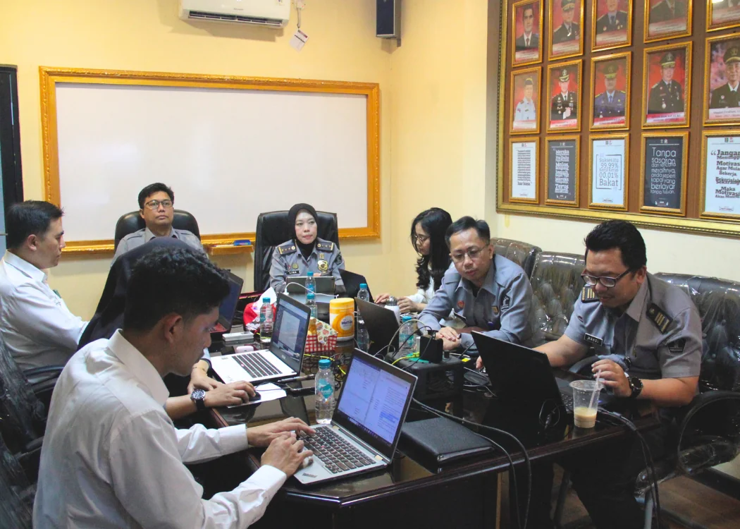 Kantor Wilayah Kementerian Hukum Jawa Barat (Kemenkum Jabar) menggelar Rapat Harmonisasi Rancangan Peraturan Daerah (Raperda) Kabupaten Bekasi.Ist
