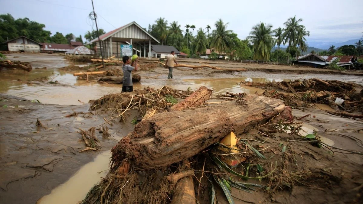 Walhi:  Risiko Banjir dan Longsor di Jabar Bisa Lebihi Sumatera