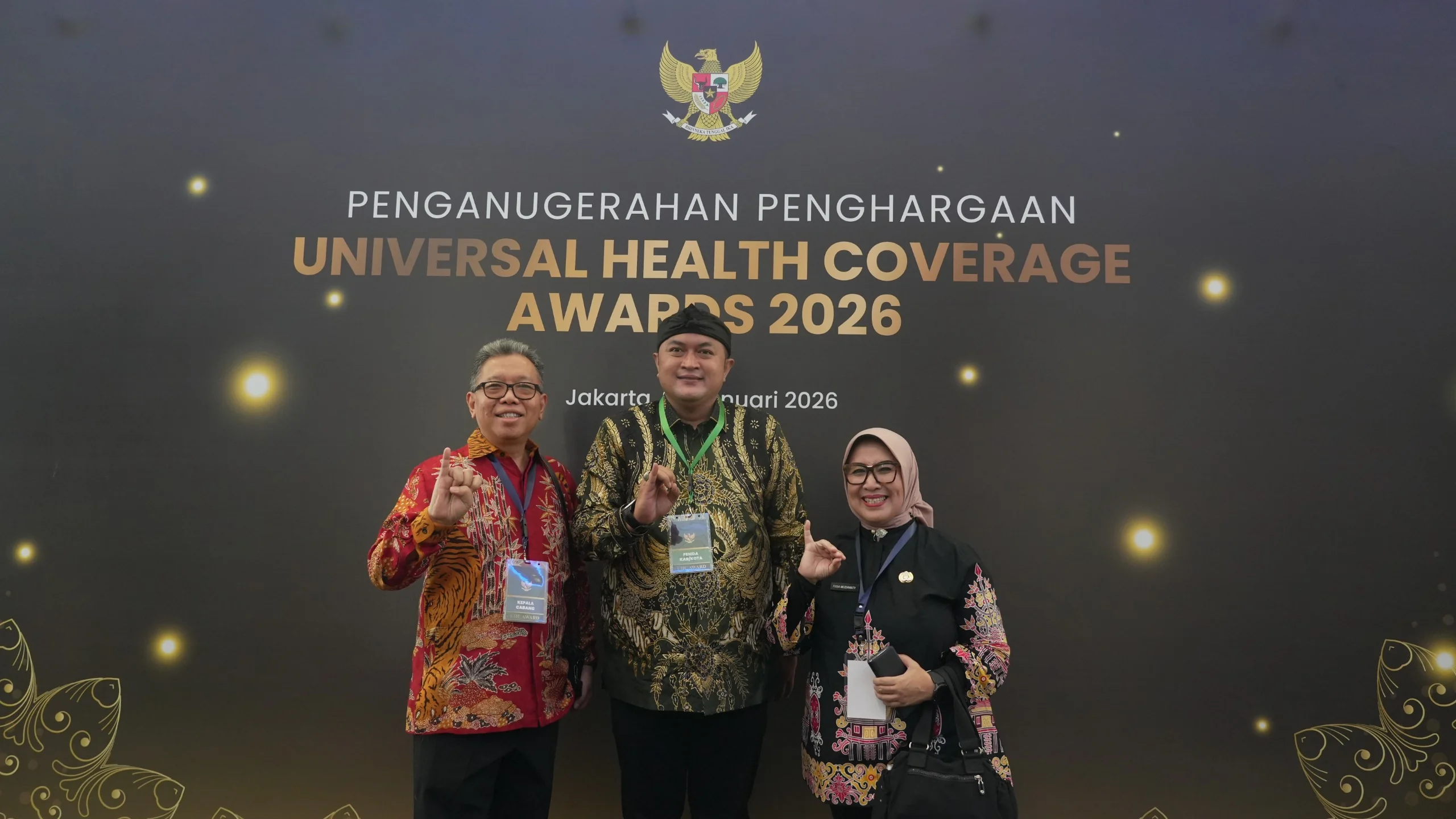 Bupati Bogor Rudy Susmanto Pemerintah Kabupaten Bogor kembali menorehkan prestasi membanggakan di bidang kesehatan. Pada tahun 2026, Kabupaten Bogor berhasil meraih Penghargaan Universal Health Coverage (UHC) Award Kategori Madya dengan capaian kepesertaa