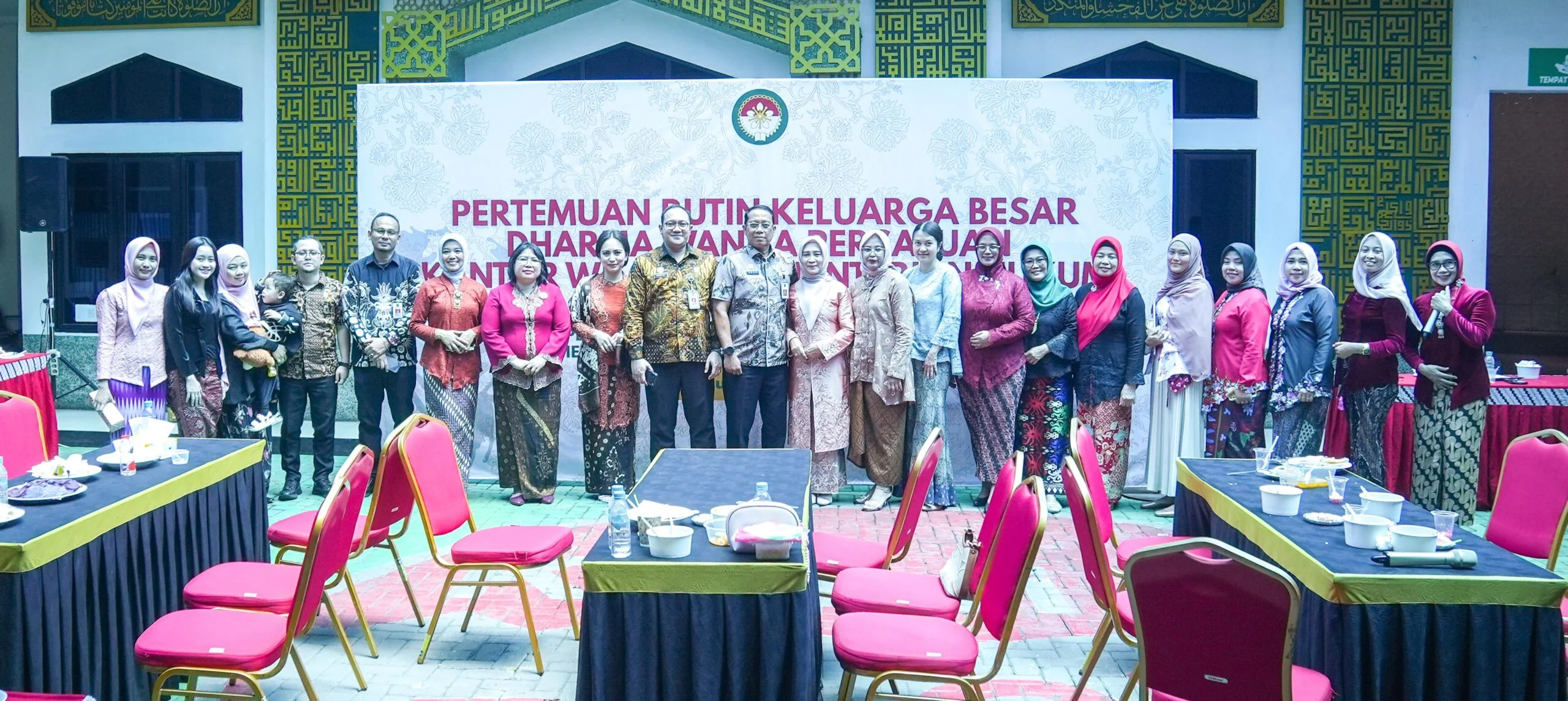 Keluarga besar Dharma Wanita Persatuan (DWP) Kantor Wilayah Kemenkum Jawa Barat menggelar pertemuan rutin sekaligus peringatan Hari Kartini yang berlangsung meriah.Dok-Humas Kemenkum Jabar
