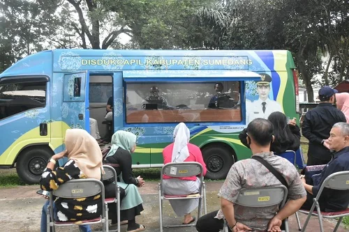 Sekretaris Daerah Kabupaten Sumedang Tuti Ruswari mengimbau masyarakat untuk memanfaatkan berbagai layanan publik yang disediakan Pemerintah Daerah selama pelaksanaan Safari Ramadan 1447 Hijriah.Dok-Diskominfosanditik Sumedang
