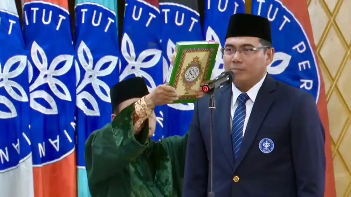 Alim Setiawan Slamet Jadi Rektor Termuda IPB University