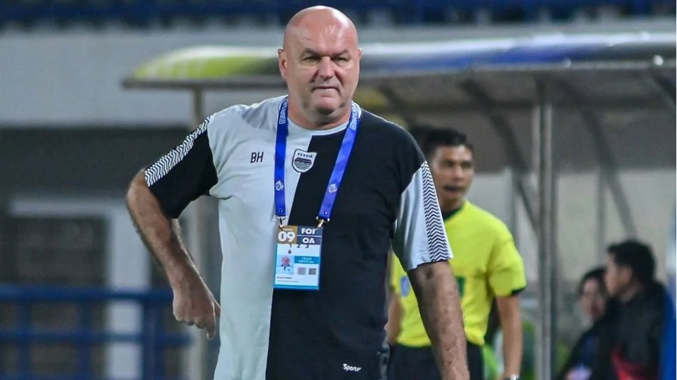 Usai Imbang dengan Dewa United, Bojan Hodak Sebut Persib Hadapi Masalah Besar