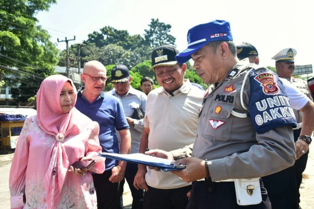 Pemkab Sumedang Usulkan Pembuatan JPO di Unpad dan PT Kahatek