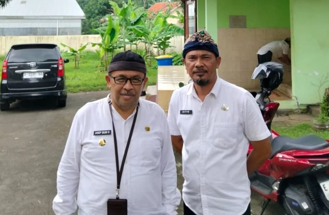 Kepala Dinas Pemuda Olahraga dan Pariwisata Kabupaten Kuningan, Drs. Asep Budi Setiawan, M.Si., didampingi Sekretaris Dinas Pemuda Olahraga dan Pariwisata Kabupaten Kuningan Ritto Riswanto, SE.Par., M.Par.,Dok-IKP/Diskomimfo Kuningan