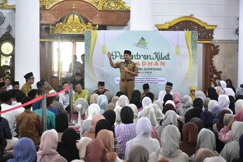 Bupati Sumedang  Dony Ahmad Munir buka Pesantren Kilat Ramadan (PESKI) 1447 H digelar Masjid Agung Sumedang selama satu minggu mulai tanggal 2-8 Maret 2026.Dok-Diskominfosanditik Sumedang