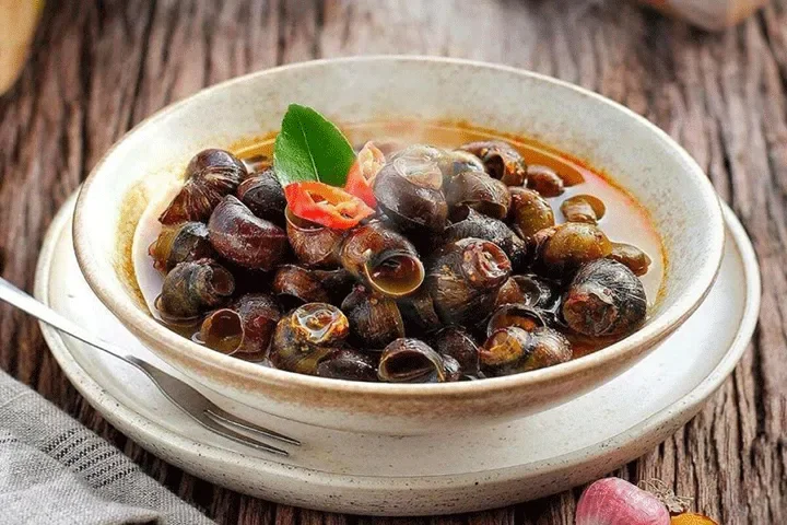 Tutut Makanan Khas Jabar, Kuliner Wajib Saat Panen dan Acara Tertentu Hingga Simbol Keberlimpahan