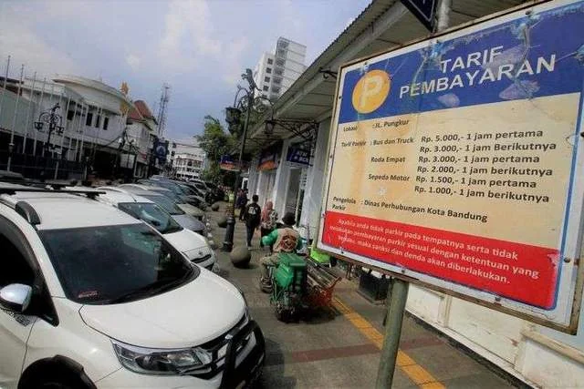 Libur Nataru di Bandung, Parkir Liar dan Petasan Dilarang, Teras Cihampelas Ditutup