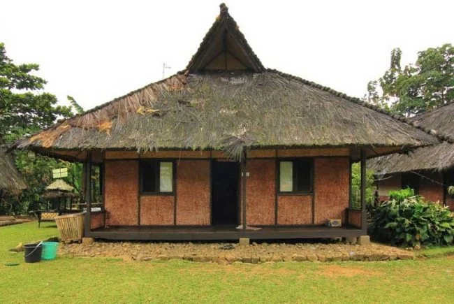 Ilustrasi Rumah-tradisional-adat-sunda (int)